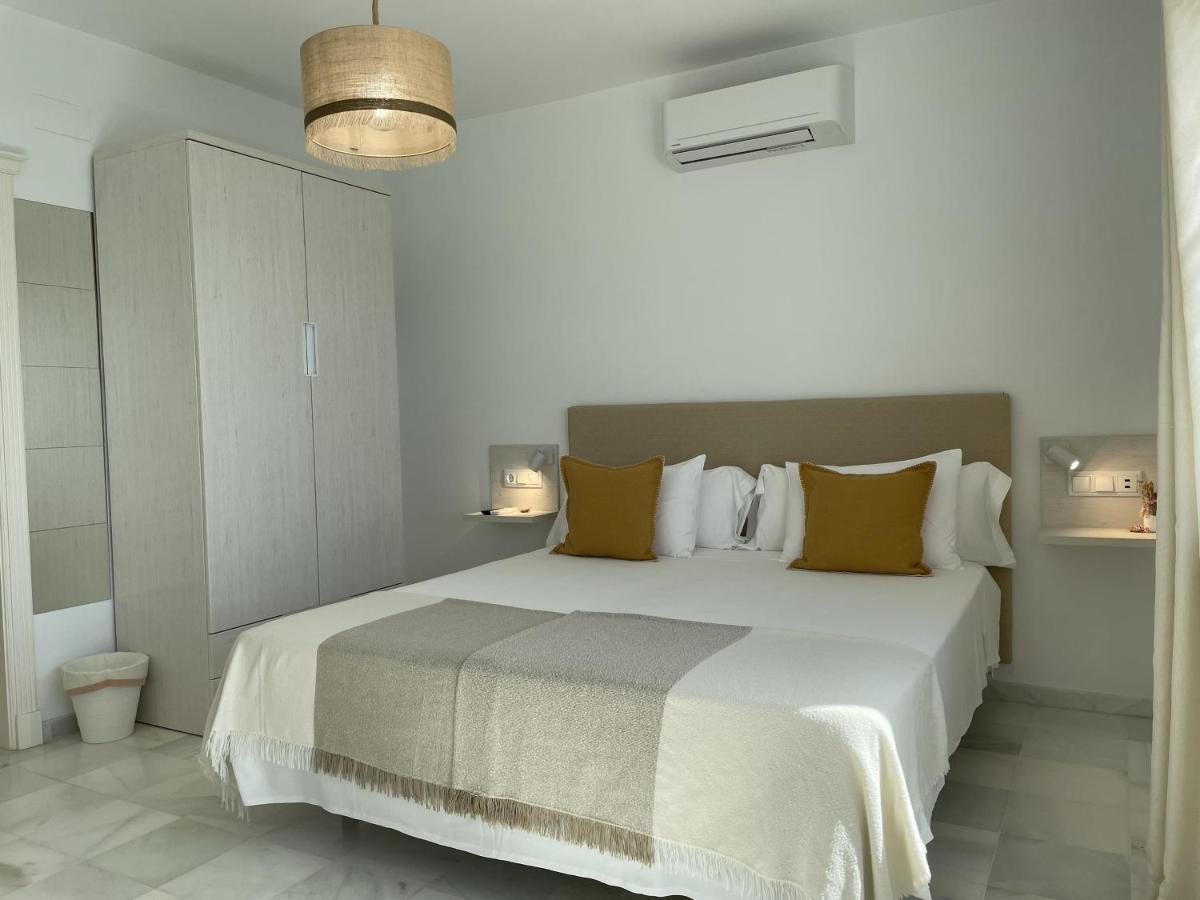 La Sirena Del Viento Bed & Breakfast ลอสกาญอสเดเมกา ภายนอก รูปภาพ