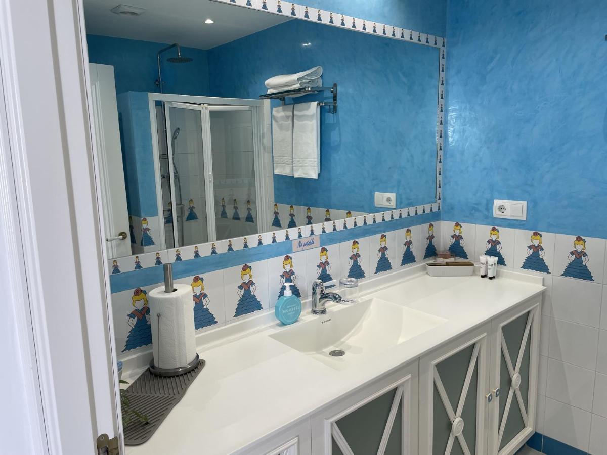 La Sirena Del Viento Bed & Breakfast ลอสกาญอสเดเมกา ภายนอก รูปภาพ