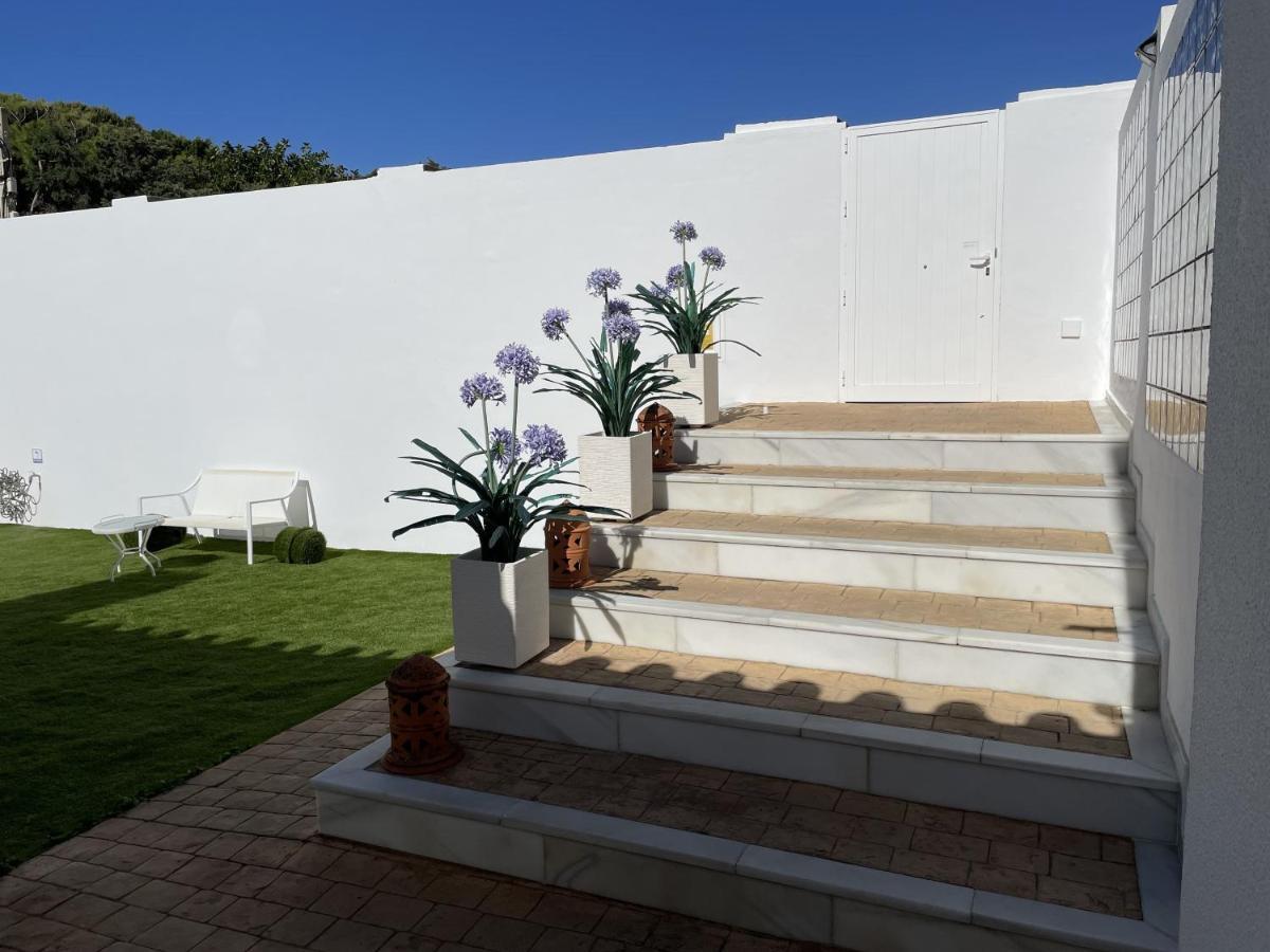 La Sirena Del Viento Bed & Breakfast ลอสกาญอสเดเมกา ภายนอก รูปภาพ