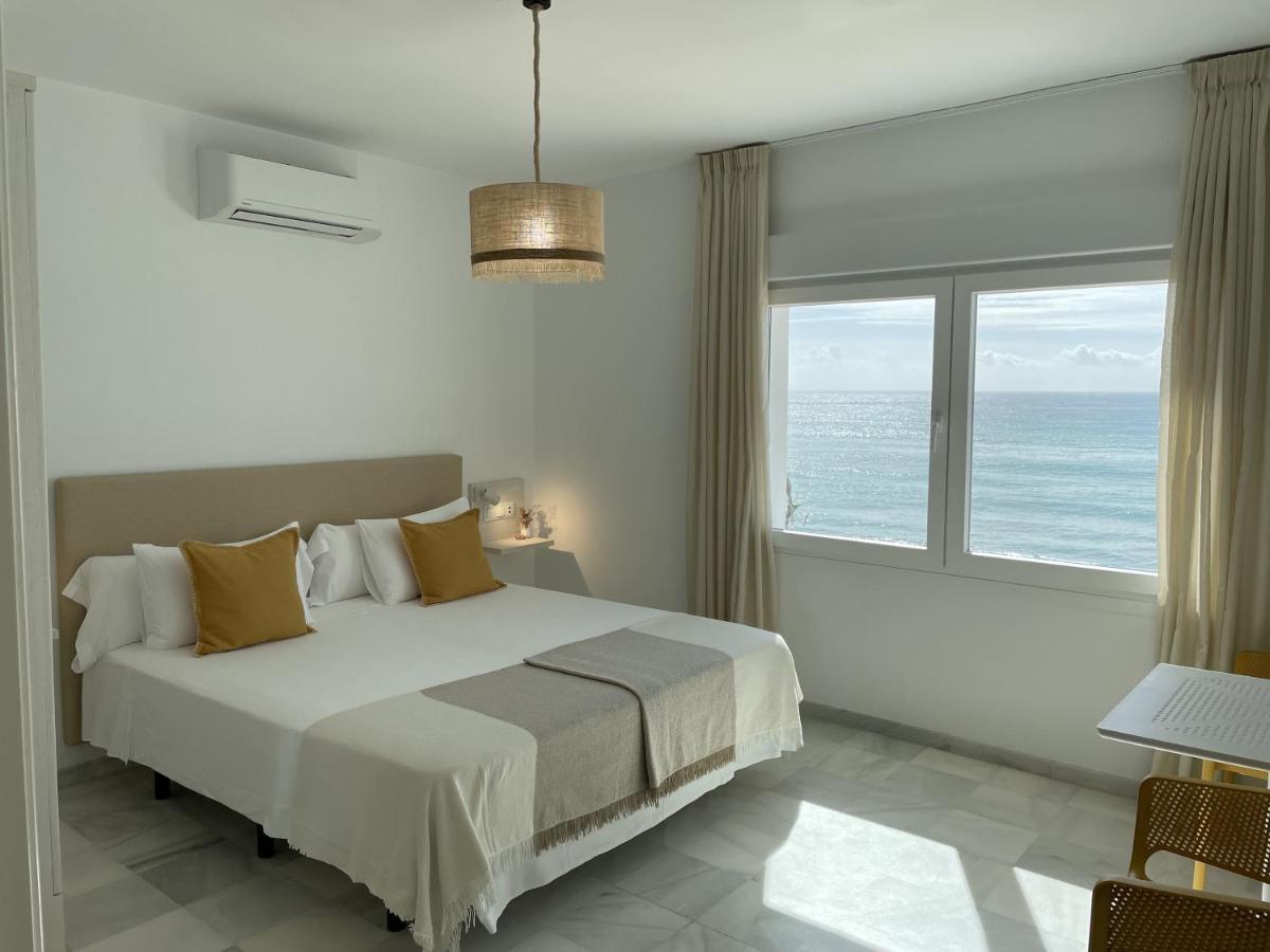 La Sirena Del Viento Bed & Breakfast ลอสกาญอสเดเมกา ภายนอก รูปภาพ