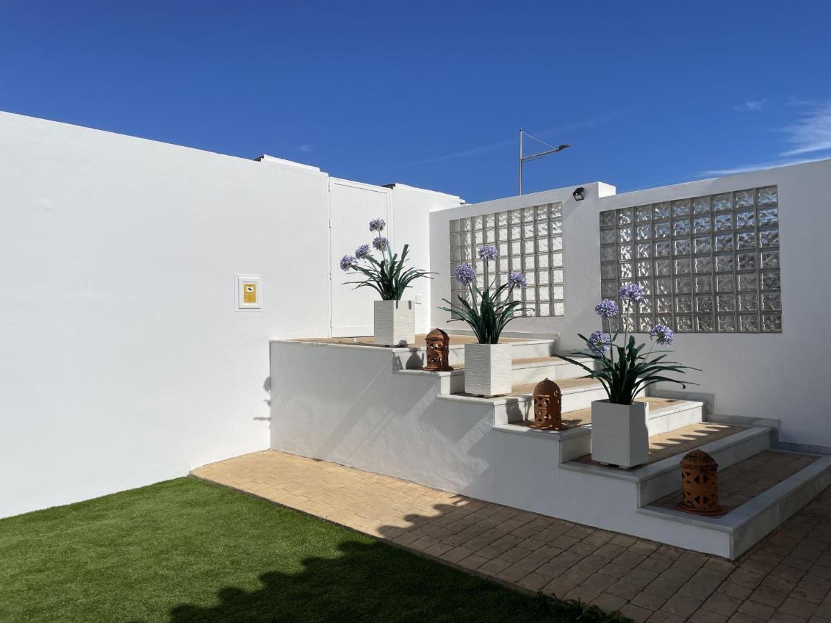 La Sirena Del Viento Bed & Breakfast ลอสกาญอสเดเมกา ภายนอก รูปภาพ