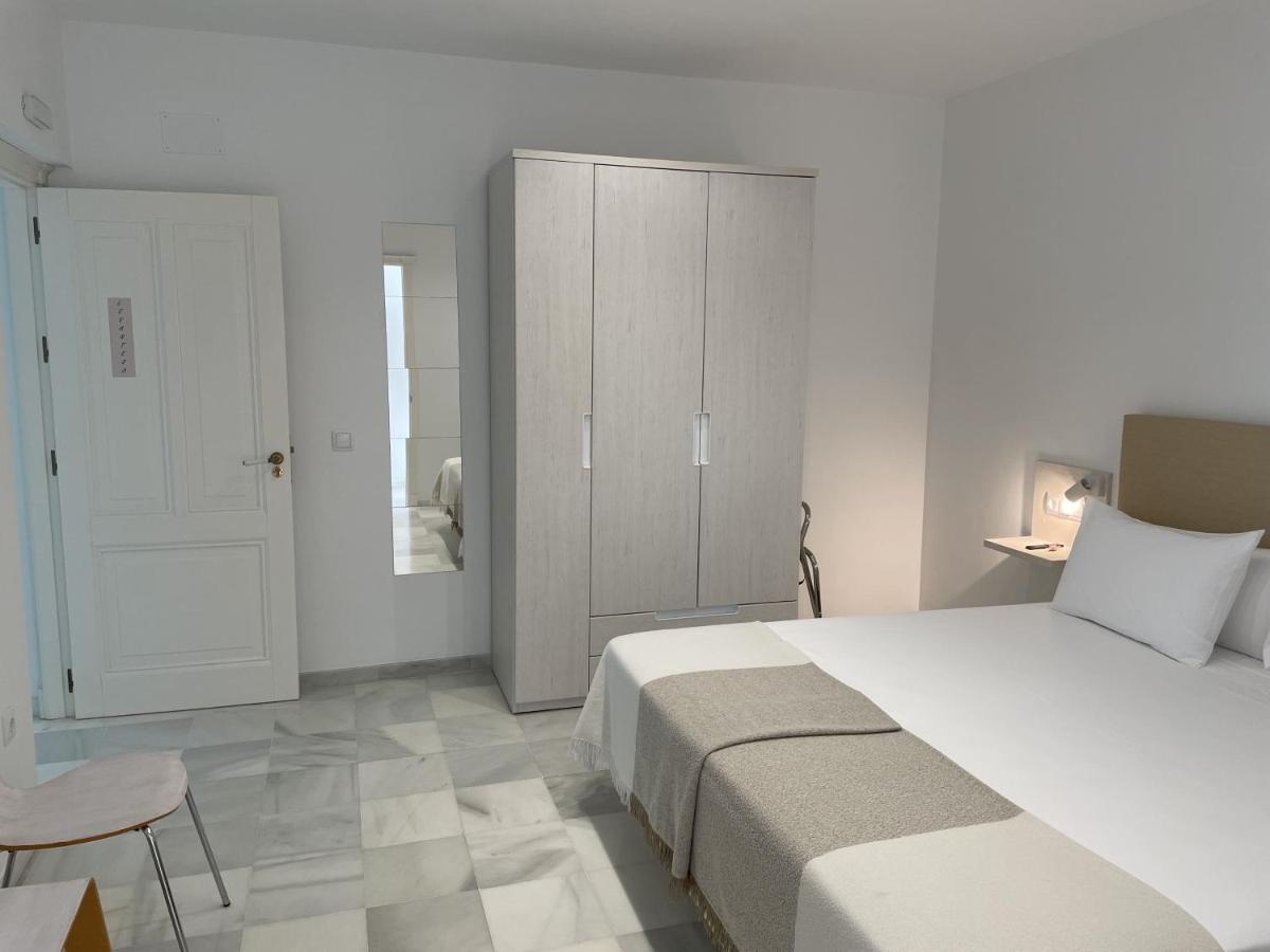 La Sirena Del Viento Bed & Breakfast ลอสกาญอสเดเมกา ภายนอก รูปภาพ
