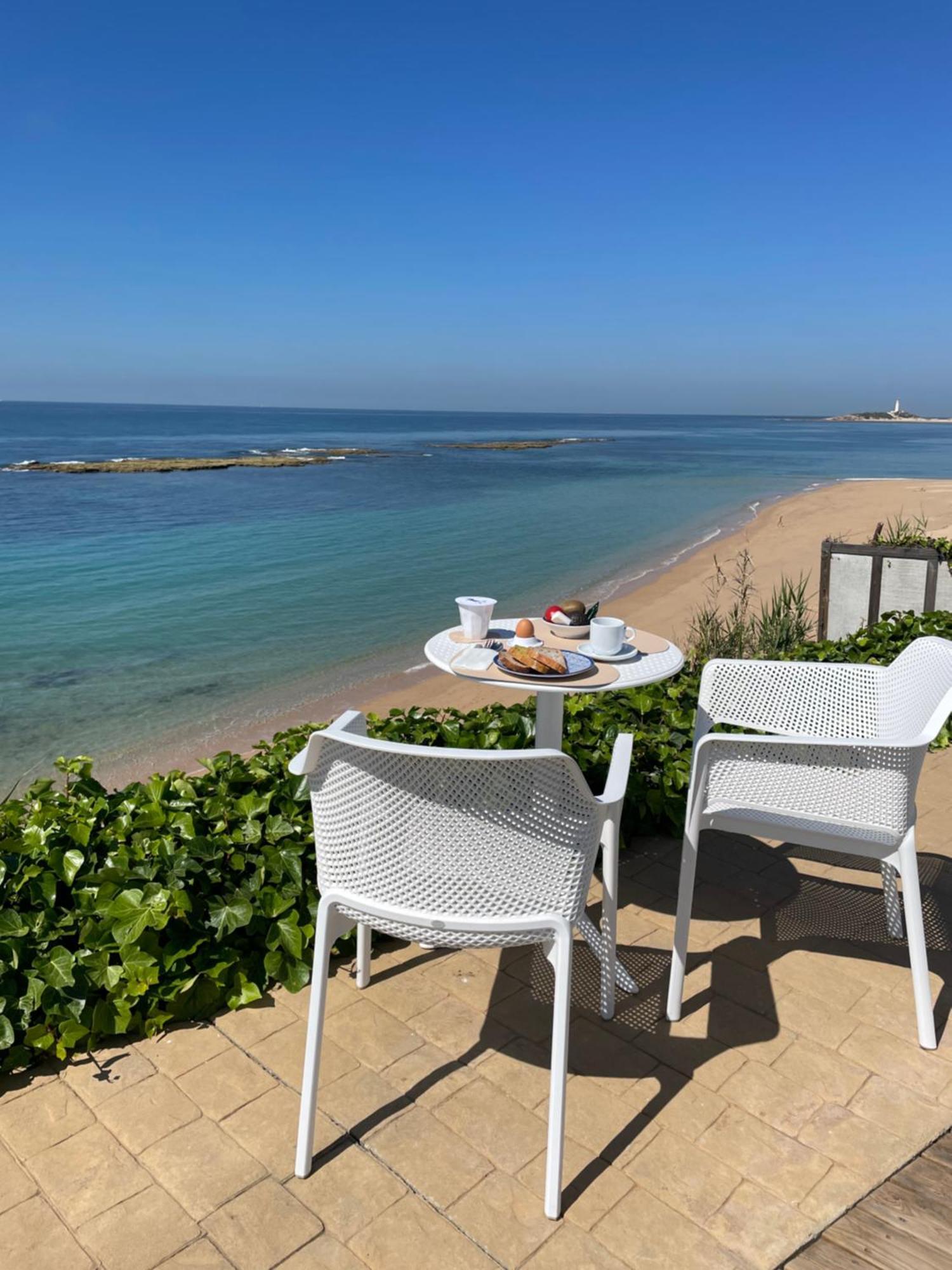 La Sirena Del Viento Bed & Breakfast ลอสกาญอสเดเมกา ภายนอก รูปภาพ