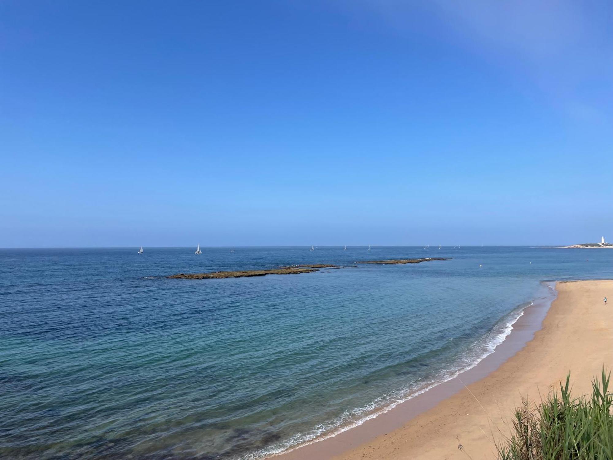 La Sirena Del Viento Bed & Breakfast ลอสกาญอสเดเมกา ภายนอก รูปภาพ