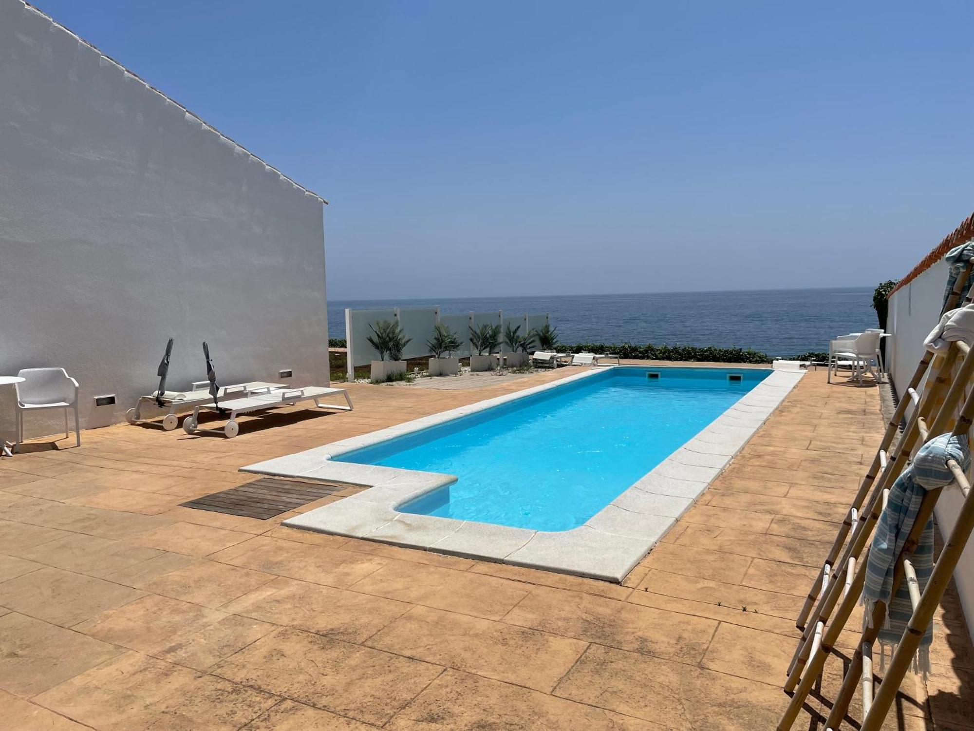 La Sirena Del Viento Bed & Breakfast ลอสกาญอสเดเมกา ภายนอก รูปภาพ